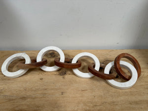 8 Links Chain