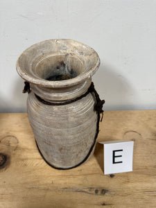 Pot w/Handle