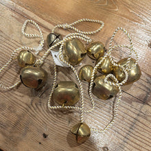 Load image into Gallery viewer, GD:61&quot; Mtl Bell