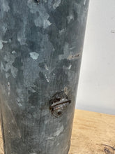 Load image into Gallery viewer, Iron Tube w.LId