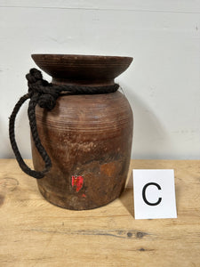 Pot w/Handle