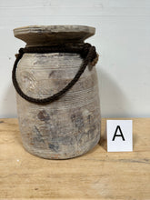 Load image into Gallery viewer, Pot w/Handle