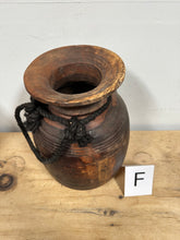 Load image into Gallery viewer, Pot w/Handle