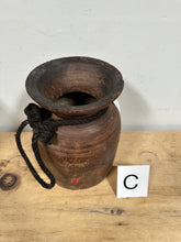Load image into Gallery viewer, Pot w/Handle